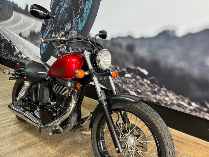 2021 Suzuki BOULEVARD S40 (LS650B) RED