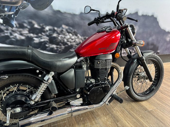 2021 Suzuki BOULEVARD S40 (LS650B) RED