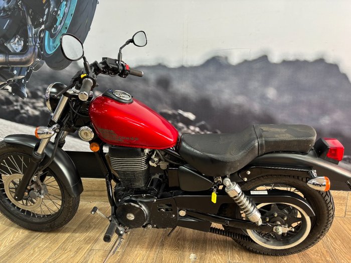 2021 Suzuki BOULEVARD S40 (LS650B) RED