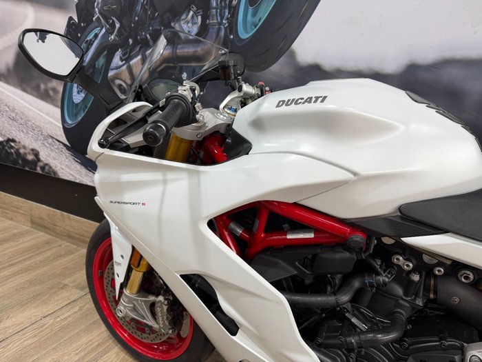 2018 DUCATI SUPERSPORT