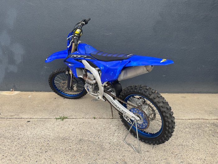 2023 Yamaha YZ450F BLUE