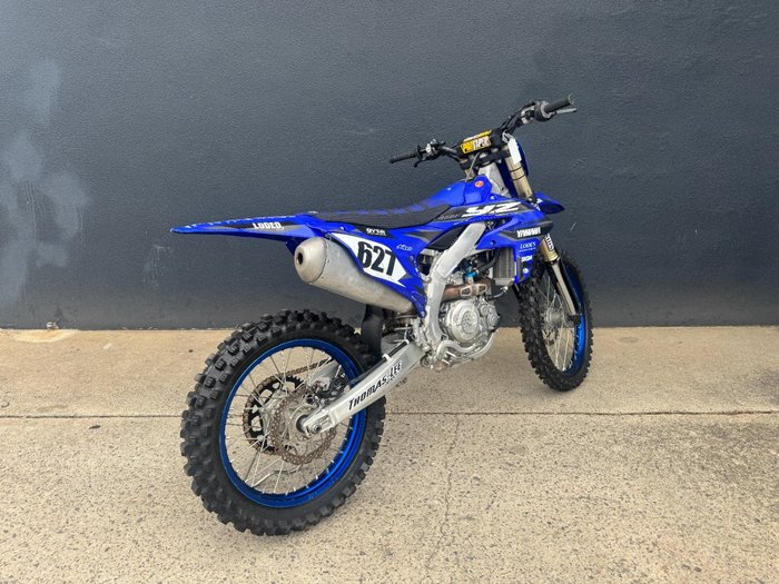 2024 Yamaha YZ450F BLUE
