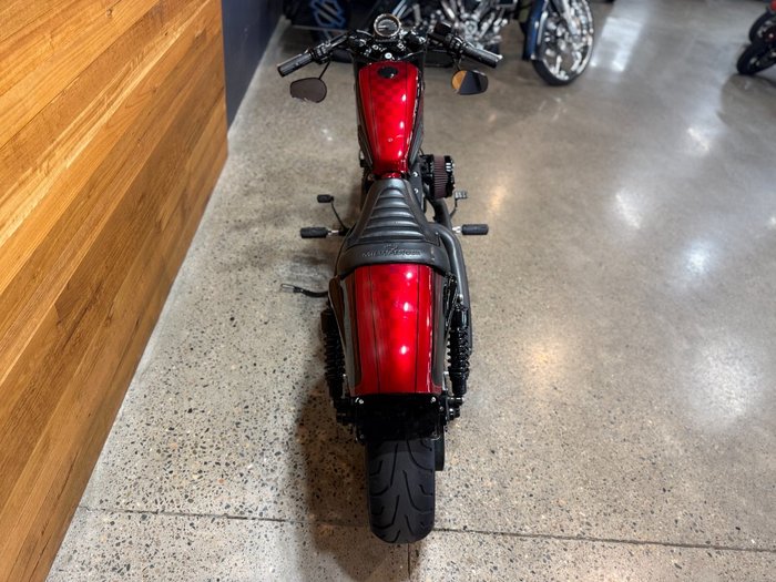 2017 Harley-davidson XC1200CX ROADSTER Red