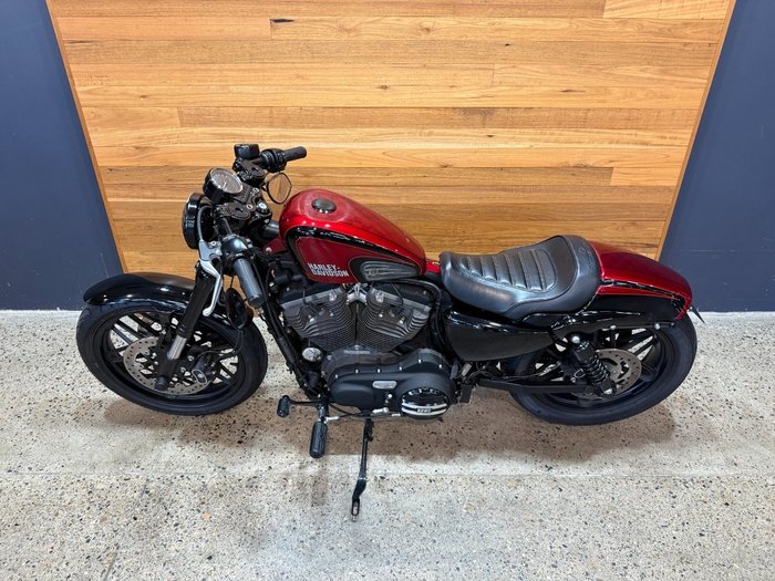 2017 Harley-davidson XC1200CX ROADSTER Red