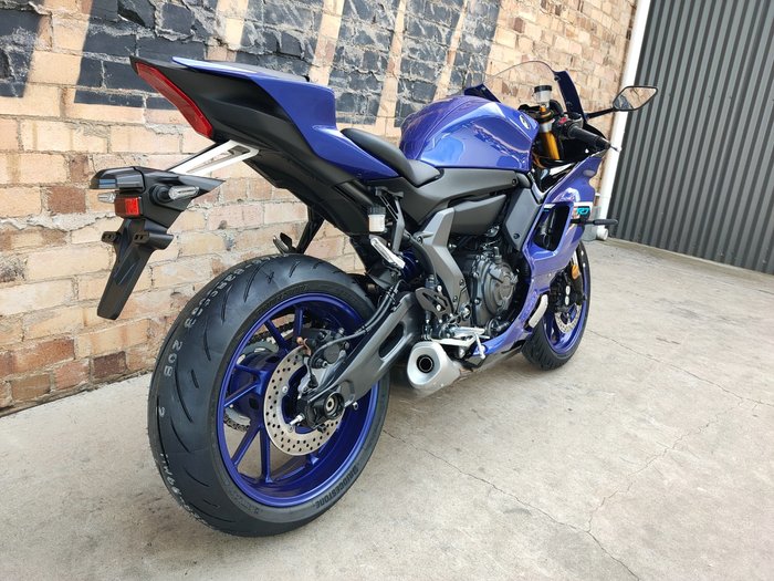 2025 YAMAHA YZF-R7 LAMS ROAD BLUE
