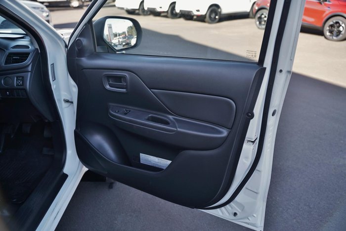 2019 Mitsubishi Triton GLX