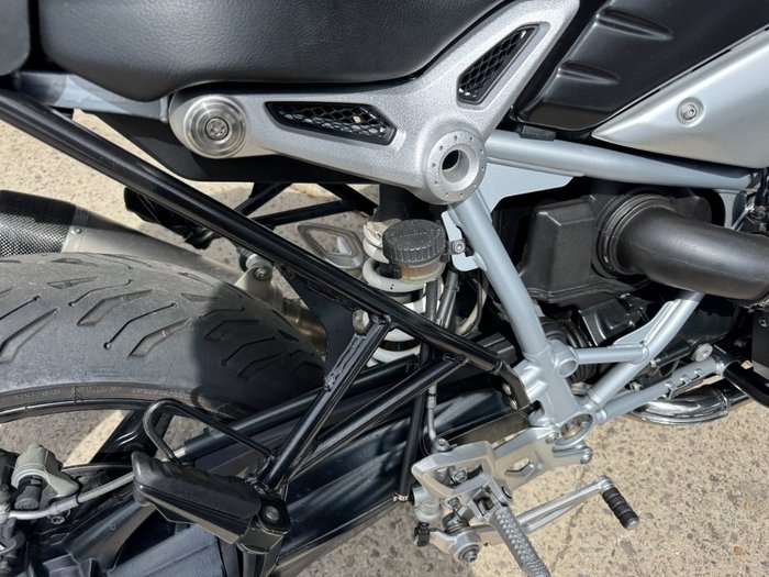 2017 BMW Motorrad R1200 RT WHITE