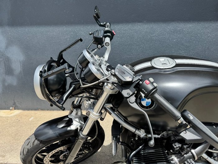 2017 BMW Motorrad R1200 RT WHITE