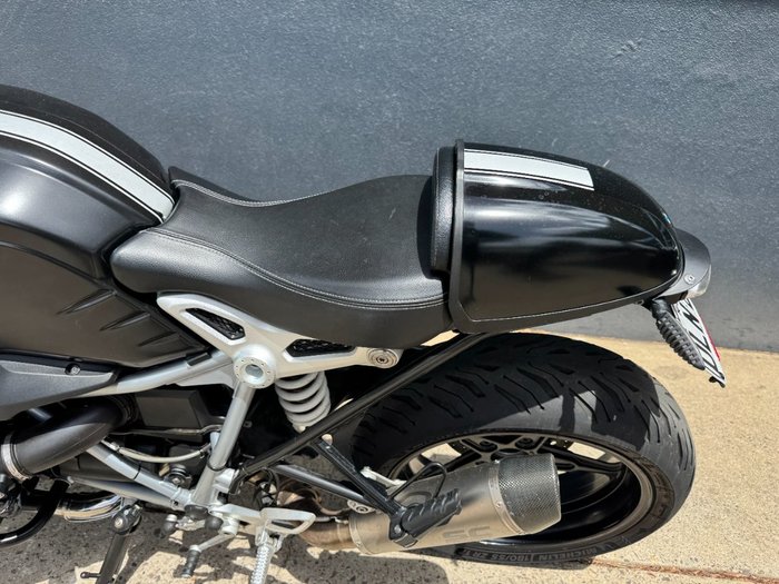 2017 BMW Motorrad R1200 RT WHITE