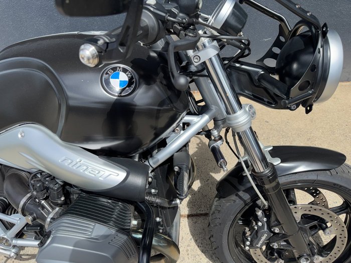 2017 BMW Motorrad R1200 RT WHITE