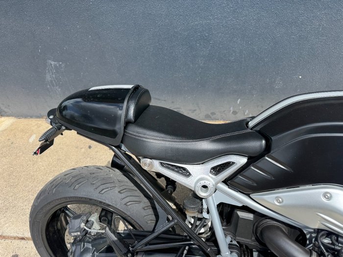 2017 BMW Motorrad R1200 RT WHITE