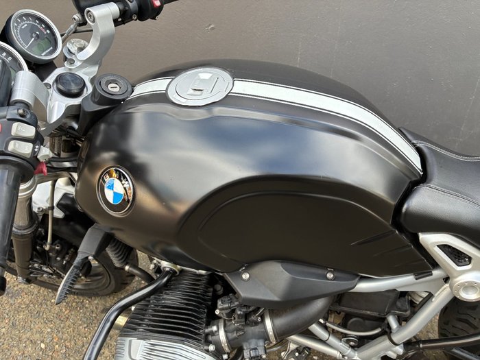 2017 BMW Motorrad R1200 RT WHITE