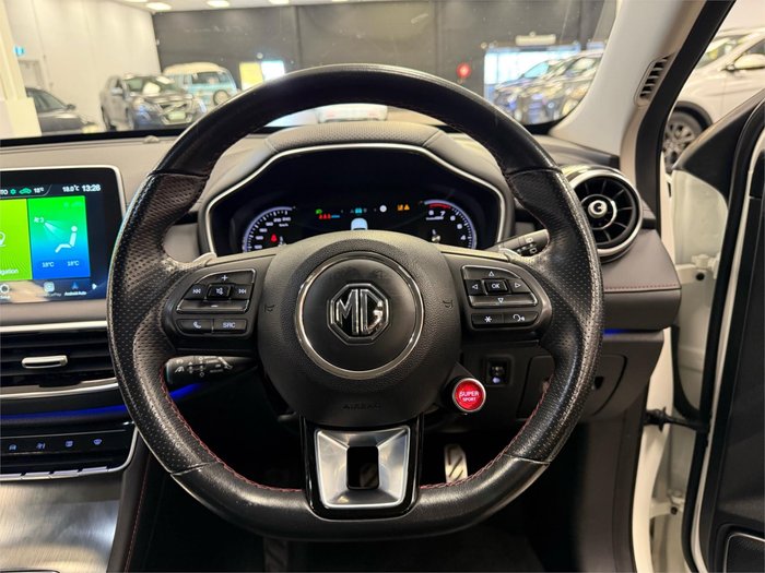 2023 MG HS Excite