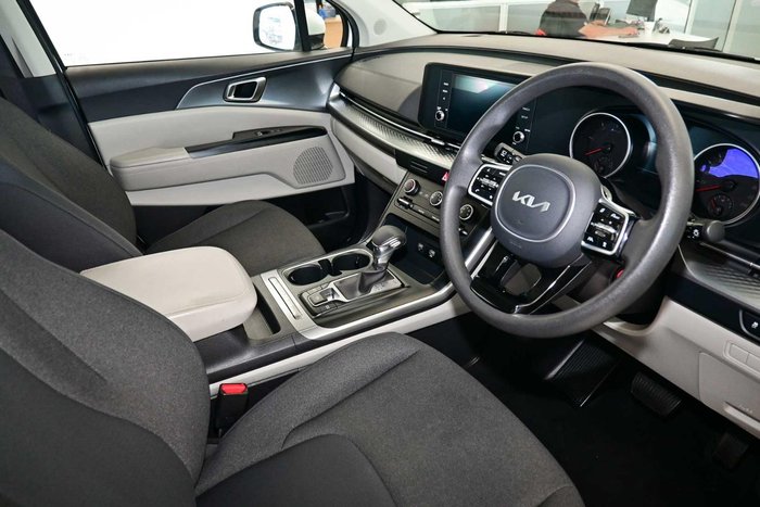 2023 Kia Carnival S