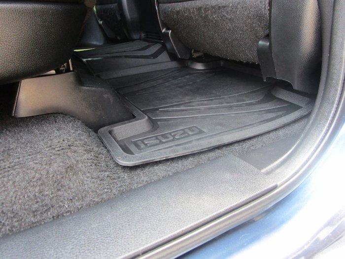 2023 Isuzu MU-X LS-U