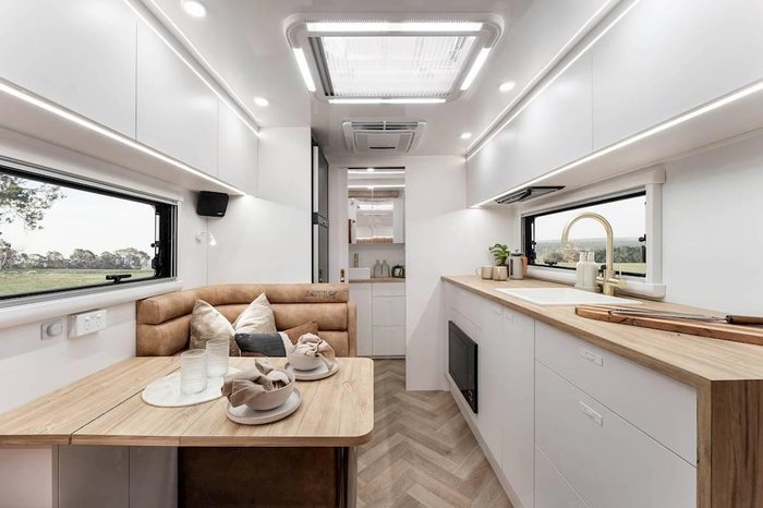 2026 Lotus Caravans Off Grid 18'9Kd