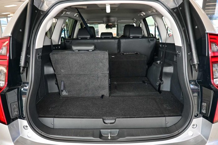 2025 Mitsubishi Pajero Sport GLS