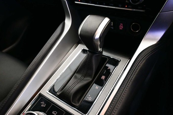 2025 Mitsubishi Pajero Sport GLS