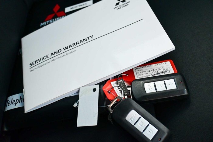 2025 Mitsubishi Pajero Sport GLS