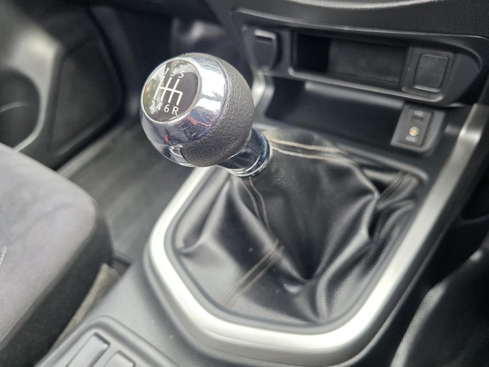 2018 Nissan Navara RX