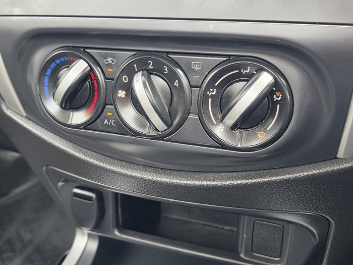 2018 Nissan Navara RX