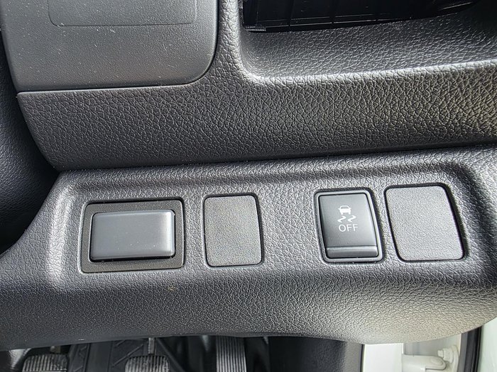 2018 Nissan Navara RX