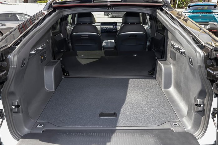 2025 Deepal E07 Performance