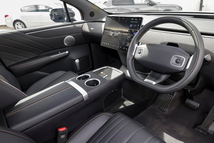 2025 Deepal E07 Performance