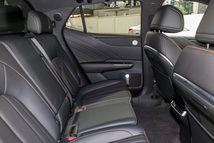 2025 Deepal E07 Performance