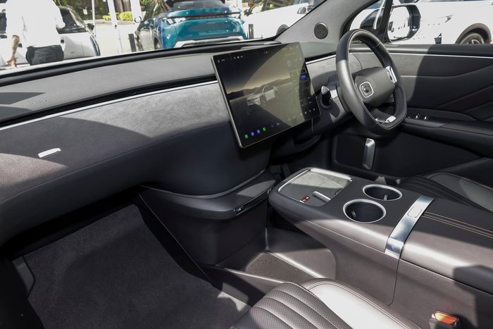 2025 Deepal E07 Performance