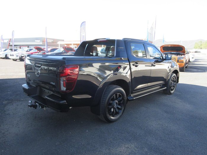 2025 Mazda BT-50 SP