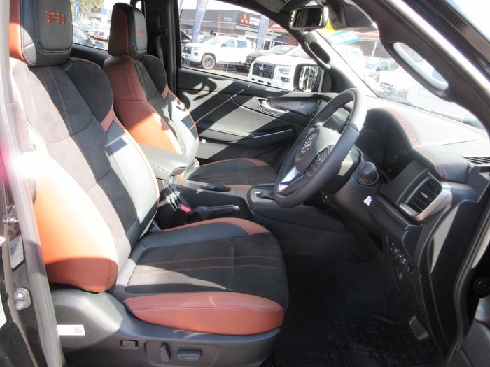 2025 Mazda BT-50 SP