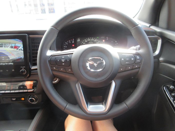 2025 Mazda BT-50 SP