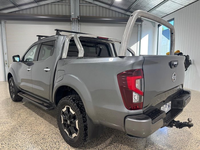 2021 Nissan Navara ST-X