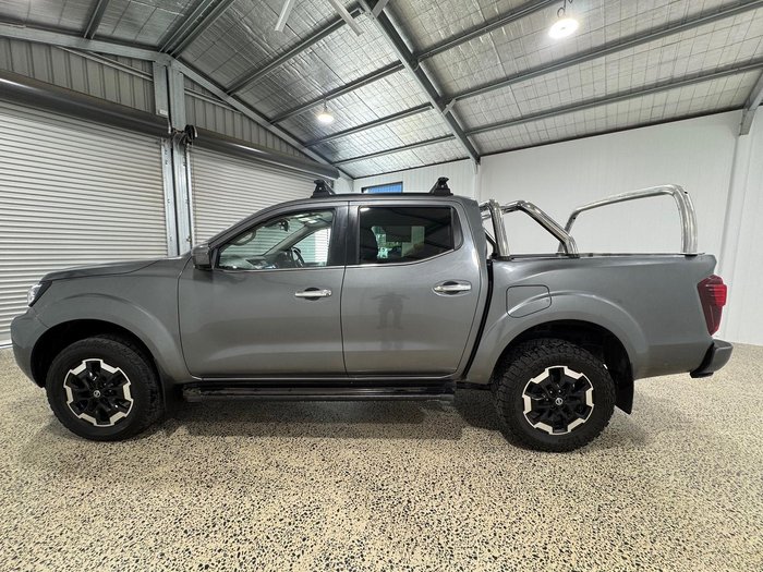 2021 Nissan Navara ST-X