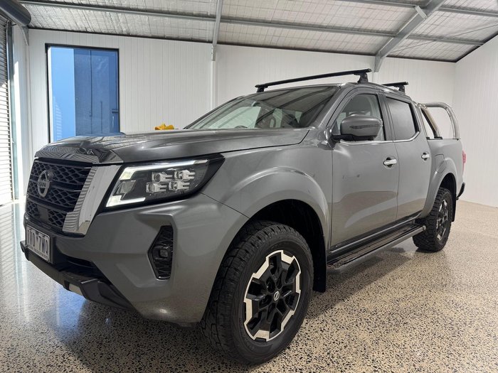 2021 Nissan Navara ST-X
