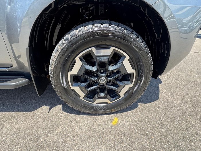 2021 Nissan Navara ST-X