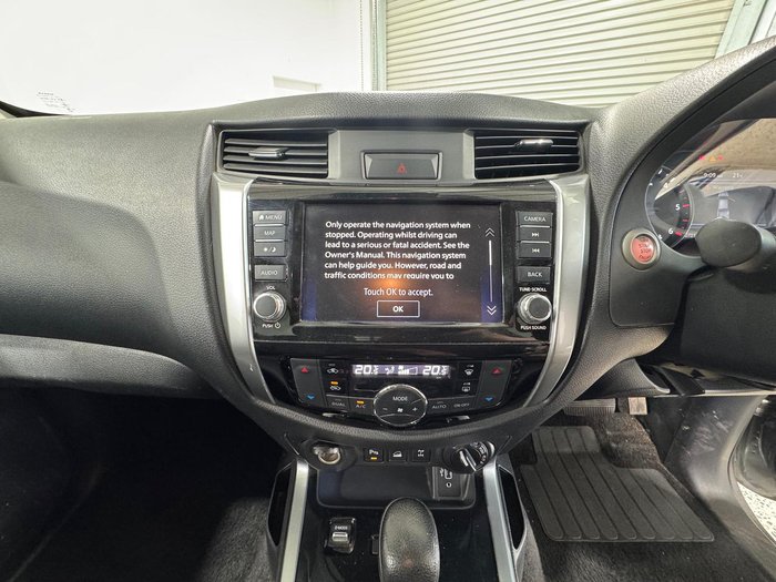 2021 Nissan Navara ST-X