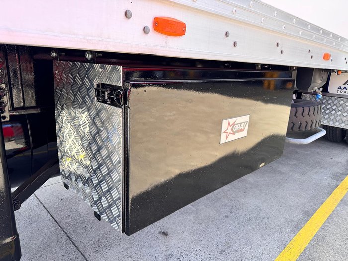 2016 Gray Star St3 22 Pallet -28 Freezer Double Stacker Rear Eavps