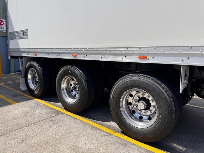 2016 Gray Star St3 22 Pallet -28 Freezer Double Stacker Rear Eavps