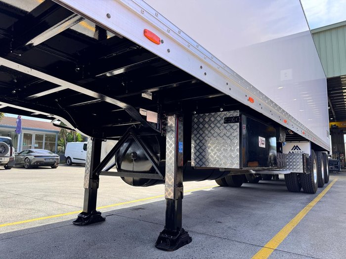 2016 Gray Star St3 22 Pallet -28 Freezer Double Stacker Rear Eavps