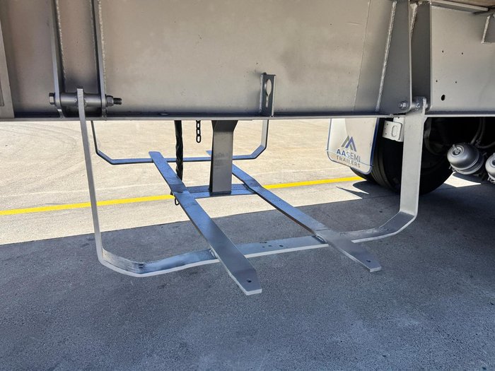 2013 GTB St3 Road Train