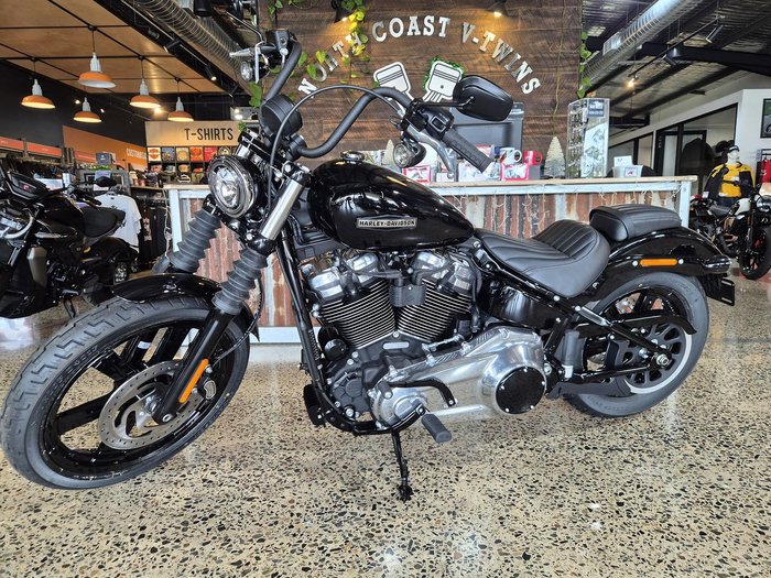 2025 Harley-Davidson Street Bob 117 (FXBB)