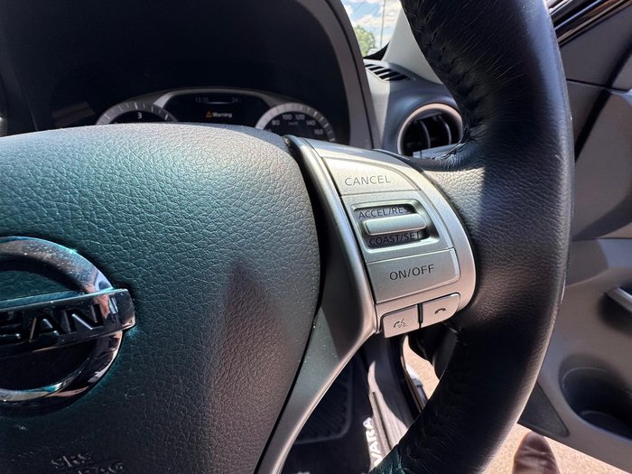 2018 Nissan Navara ST-X