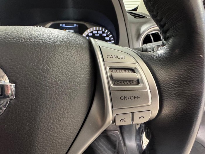 2018 Nissan Navara ST