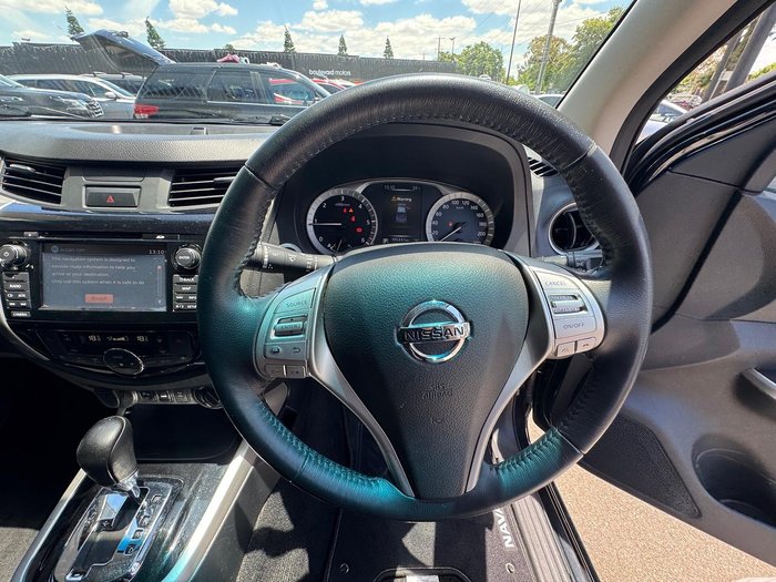 2018 Nissan Navara ST-X