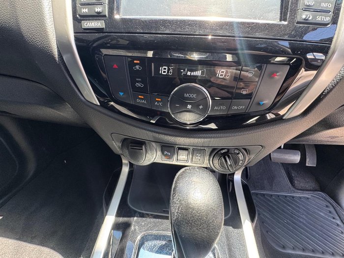 2018 Nissan Navara ST-X