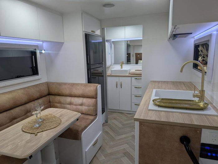 2025 Supreme My26 Classic Tourer 1760_C_K1e3_S