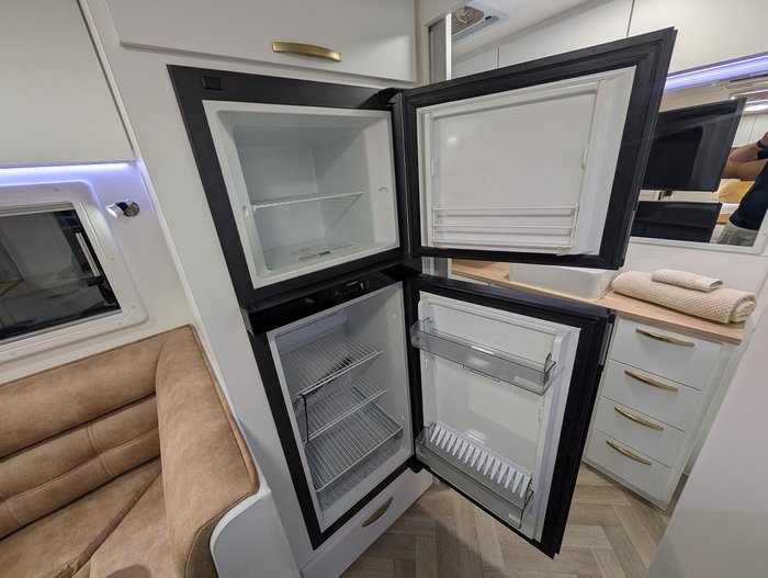 2025 Supreme My26 Classic Tourer 1760_C_K1e3_S