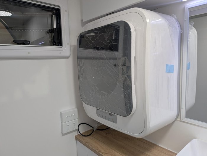 2025 Supreme My26 Classic Tourer 1760_C_K1e3_S